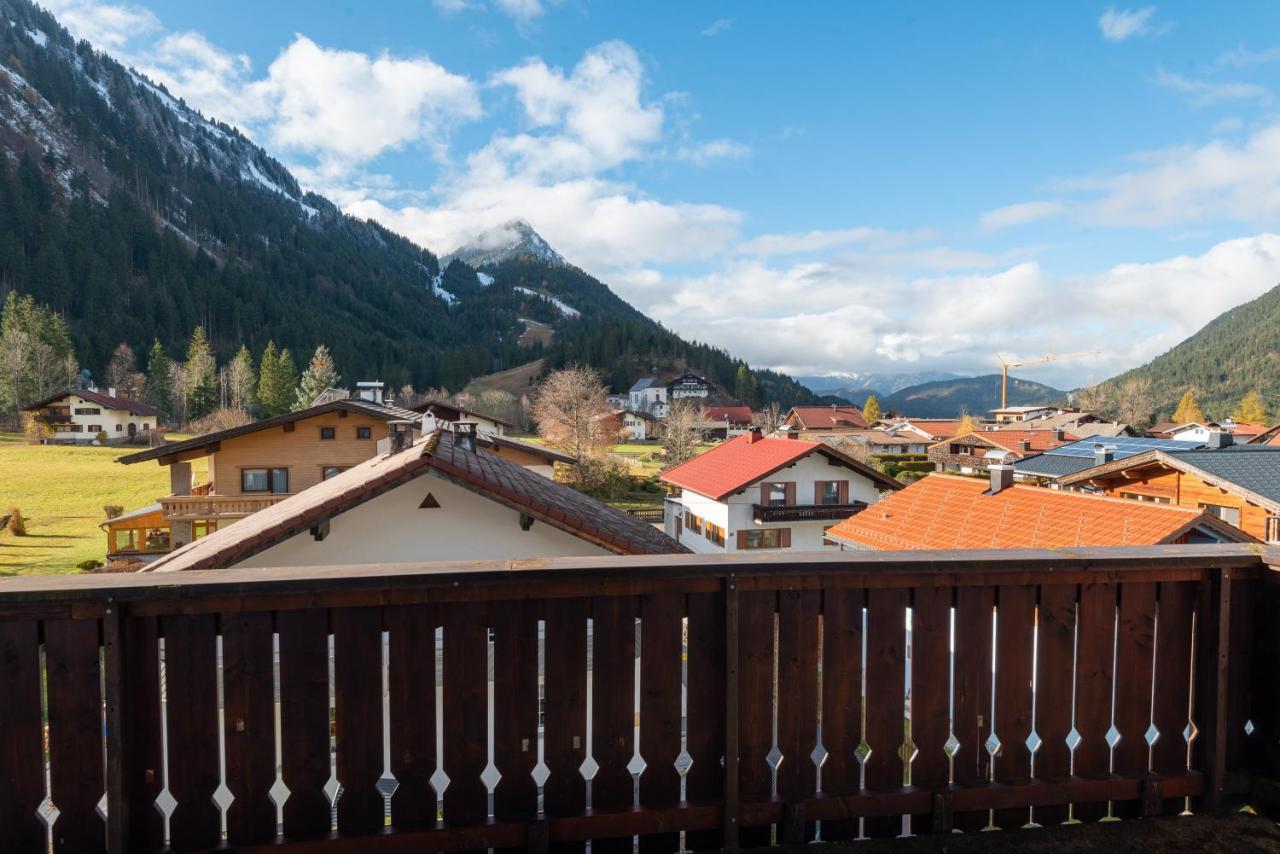 Ferienwohnungen Hirschen Bichlbach Exterior foto