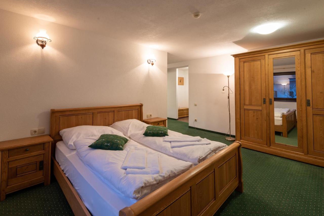 Ferienwohnungen Hirschen Bichlbach Exterior foto